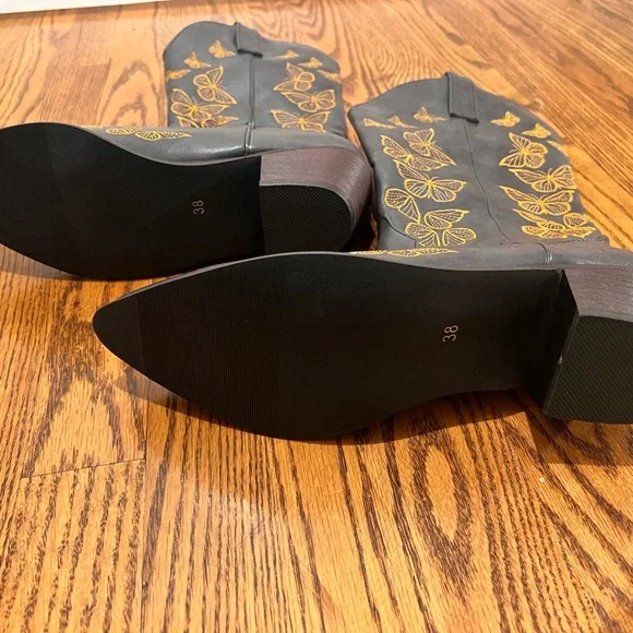 Embroidered Pull-On Chunky Heel Cowgirl Western Boots - Picture 7 of 10